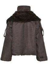 Load image into Gallery viewer, GZOLINA JACKET | RAVEN GESTUZ