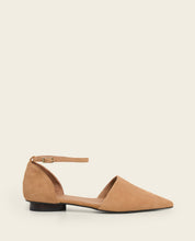 Load image into Gallery viewer, Frankie Suede Cognac – Flattered