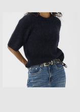 Load image into Gallery viewer, Gestuz Gzdebbie Ss Tee In Navy Melange – worn view