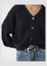 Load image into Gallery viewer, Gestuz Gzdebbie V Cardigan In Navy Melange – product detail