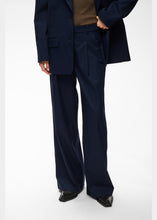 Load image into Gallery viewer, Gestuz Gzpaula Mw Pants In Sky Captain – worn view