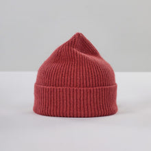 Load image into Gallery viewer, Le Bonnet beanie in Terra — product view