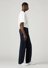 Load image into Gallery viewer, Levi’s 555 RELAXED STRAIGHT  WELCOME TO THE GAME
