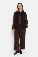 Load image into Gallery viewer, MADISON WOOL SLEEVELESS JACKET | BROWN