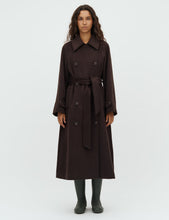 Load image into Gallery viewer, MBYM Odonna-M Coat Java - model