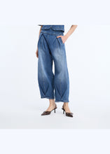 Load image into Gallery viewer, MUNTHE CORALYNE DENIM BLUE — detail and styling