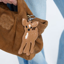 Load image into Gallery viewer, MUNTHE COSETTE KEYCHAIN NATURE — detail and styling