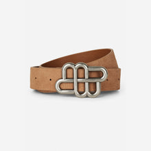 Load image into Gallery viewer, MUNTHE Latter Belt In Camel - product view