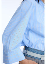 Load image into Gallery viewer, MUNTHE Neela Shirt In Stripe Blue - detail