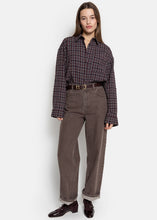 Load image into Gallery viewer, OCEAN CROPPED SHIRT | PLUM CHECKED