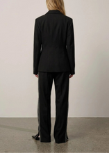 Load image into Gallery viewer, WASTY FIFFET BLAZER | GREY PINESTRIPE HERSKIND