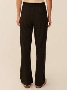 PHILIPPA EDVIWA PANTS | BLACK MBYM