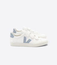 Load image into Gallery viewer, RECIFE CHROMEFREE LEATHER | WHITE STEEL VEJA