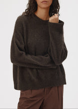 Load image into Gallery viewer, SIX AMES LOLA ESPRESSO BROWN