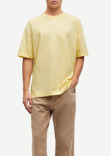 Load image into Gallery viewer, JOEL T-SHIRT | FLAN SAMSOE SAMSOE