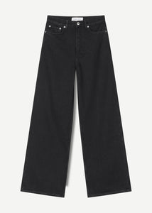 REBECCA JEANS | BLACK RINSE SAMSOE SAMSOE