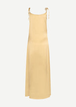 Load image into Gallery viewer, SASINGA DRESS  | STRAW SAMSOE SAMSOE
