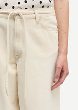 Load image into Gallery viewer, SAHARPER JEANS BELT  | SOFT NATURAL SAMSOE SAMSOE