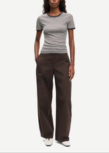 Load image into Gallery viewer, SAROKO TROUSERS | MULCH SAMSOE SAMSOE