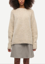 Load image into Gallery viewer, SAJEANNE SWEATER | BLUSH SAMSOE SAMSOE