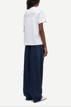 Load image into Gallery viewer, SAHARPER PLEAT JEANS | SOFT DENIM SAMSOE SAMSOE