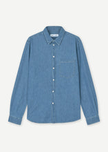 Load image into Gallery viewer, SARYAN P SHIRT | LIGHT CHAMBRAY