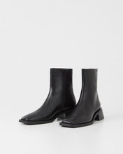 Load image into Gallery viewer, BLANCA ANKLE BOOTS | BLACK by Vagabond