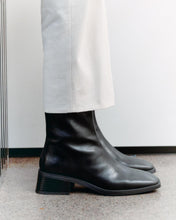 Load image into Gallery viewer, BLANCA ANKLE BOOTS | BLACK by Vagabond