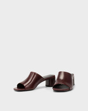 Load image into Gallery viewer, PIPER MULES | CHERRY by Vagabond