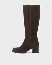 Load image into Gallery viewer, Vagabond MERYL BOOTS — JAVA — unworn side view (6047-040-31)