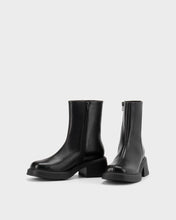 Load image into Gallery viewer, DORAH ANKLE BOOTS | BLACK by Vagabond