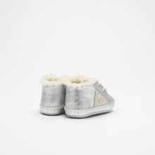 Load image into Gallery viewer, VEJA BABY FUR-LINED LEATHER SILVER PIERRE – back view