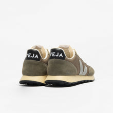 Load image into Gallery viewer, VEJA RIO BRANCO II RIPSTOP KAKI OXFORD GREY BLACK – back view