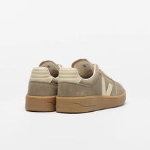 Load image into Gallery viewer, V-82 II | TAUPE CALCAIRE NATURAL VEJA