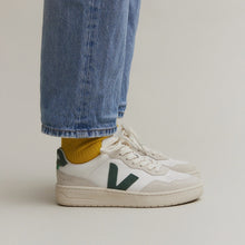 Charger l&#39;image dans la galerie, V-90 LEATHER | WHITE CYPRUS VEJA