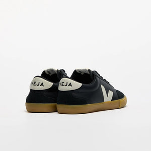 VOLLEY LEATHER  |  BLACK PIERRE VEJA