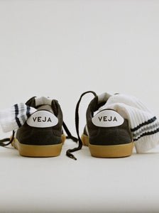 VOLLEY CANVAS | BLACK WHITE NATURAL VEJA