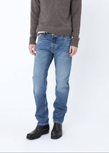 Load image into Gallery viewer, Won Hundred Ben R50 Quart Blue In R50 Quart Blue — worn view, face cropped