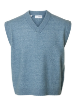 Load image into Gallery viewer, SLHRAI SL KNIT V-NECK RELAXED WAISTCOAT | BLUE MIRAGE MELANGEE SELECTED
