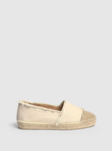Load image into Gallery viewer, Flat ivory espadrille made of cotton canvas from Castaner
