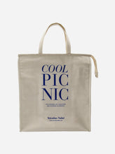 Load image into Gallery viewer, the Cool Picnic cooling bag FROM HOUSE DOCTOR