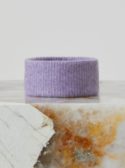 CLOSED KNITTED HEADBAND | LILAC BREEZE