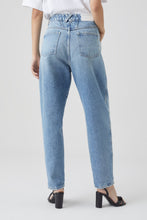 Load image into Gallery viewer, A BETTER BLUE PEARL DENIM | MID BLUE FROM CLOSED