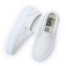 Load image into Gallery viewer, VANS SLIP ON VR3 LEATHER LIGHT GRAY
