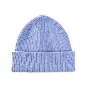 le bonnet en laine bleu ciel 