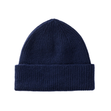 Charger l&#39;image dans la galerie, le bonnet en laine bleu foncé. beanie in wool midnight