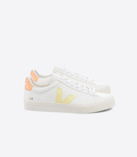 Load image into Gallery viewer, CAMPO CHROMEFREE LEATHER | EXTRA WHITE SUN PEACH VEJA