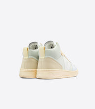Load image into Gallery viewer, V-15 SUEDE | JADE WHITE MULTICO