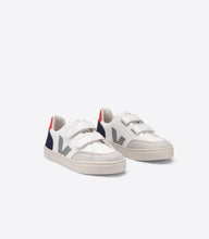 Load image into Gallery viewer, V-12 CHROMEFREE LEATHER WHITE MULTICO NAUTICO VEJA