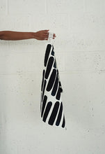 Load image into Gallery viewer, Tea towel organic cotton made in Belgium Leila Hassouna
